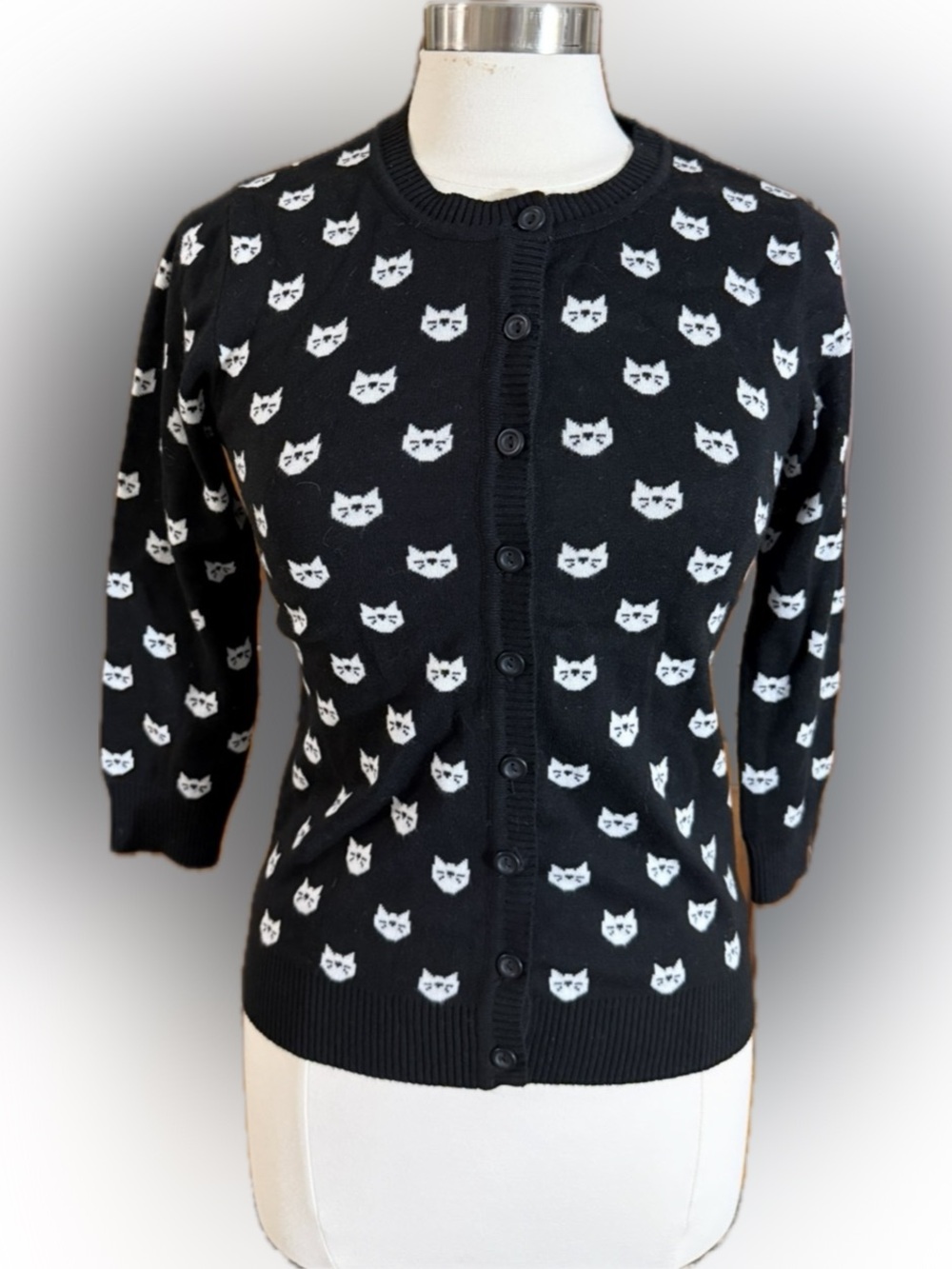 Black Cat Print Button-Up Cardigan Sweater